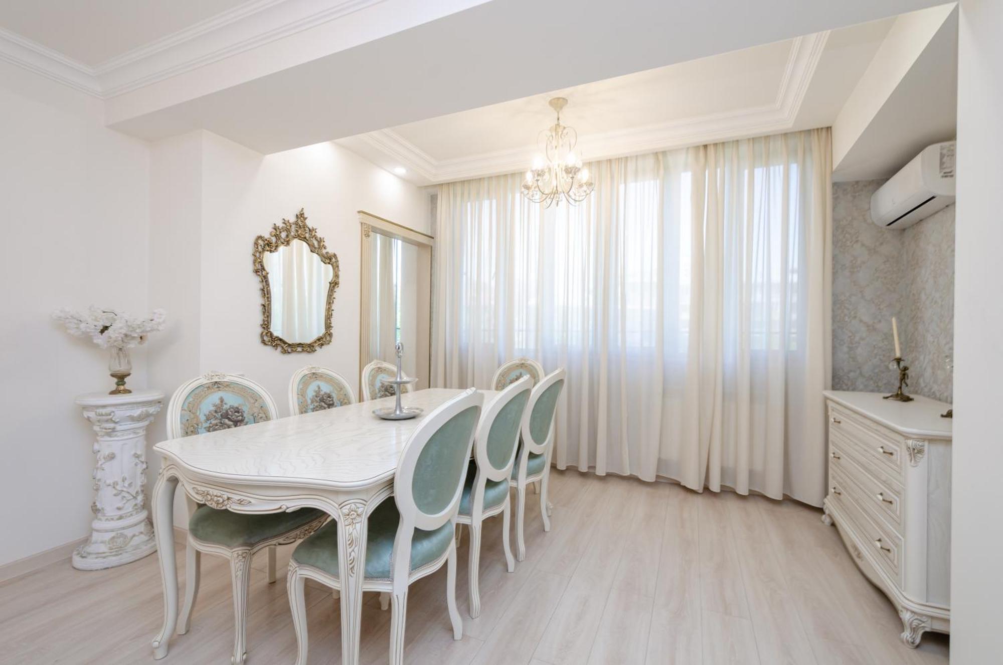 5A Beautiful Apartment In The Center Of The Capital Photo Original 耶烈万 外观 照片