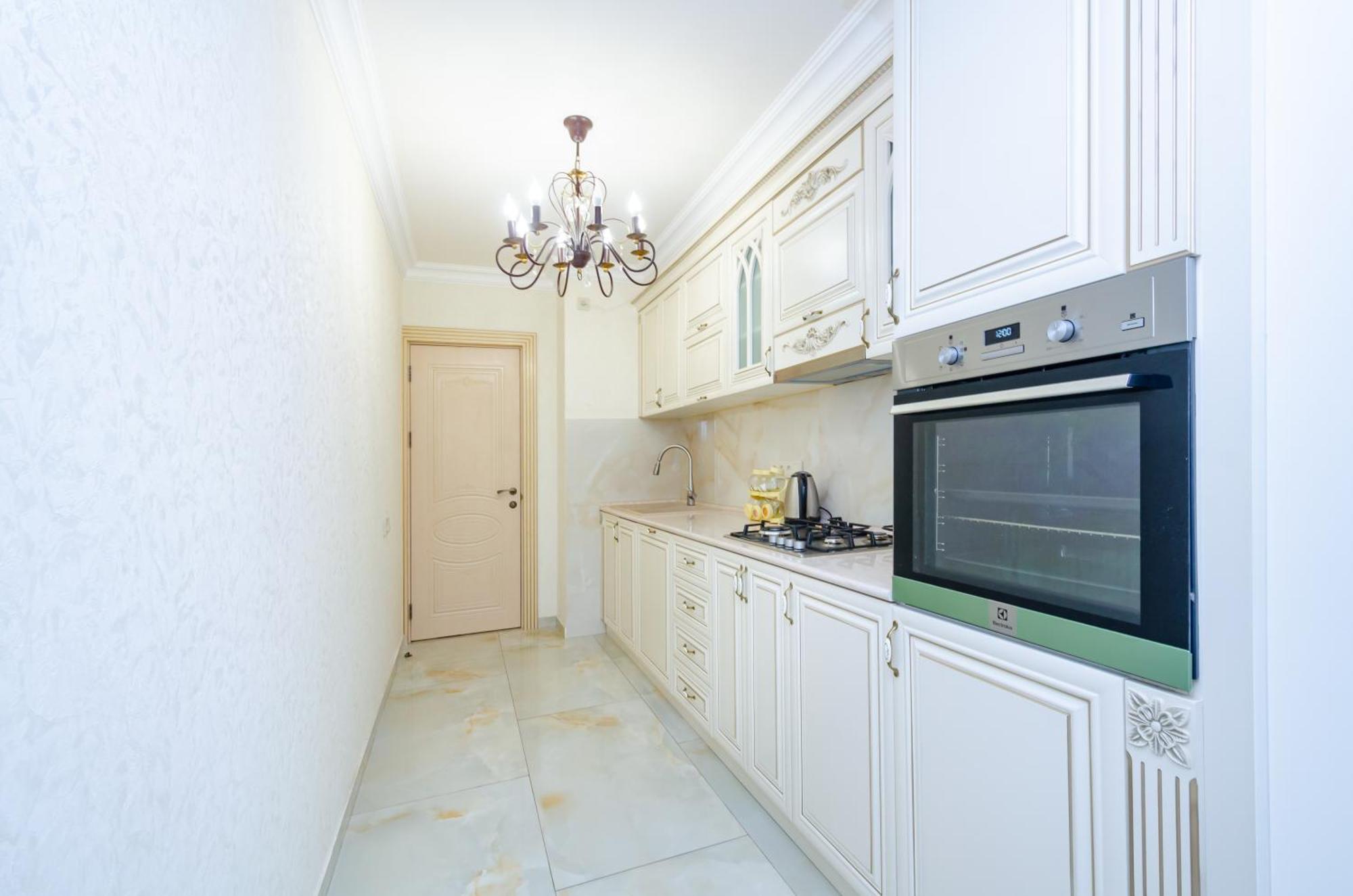 5A Beautiful Apartment In The Center Of The Capital Photo Original 耶烈万 外观 照片